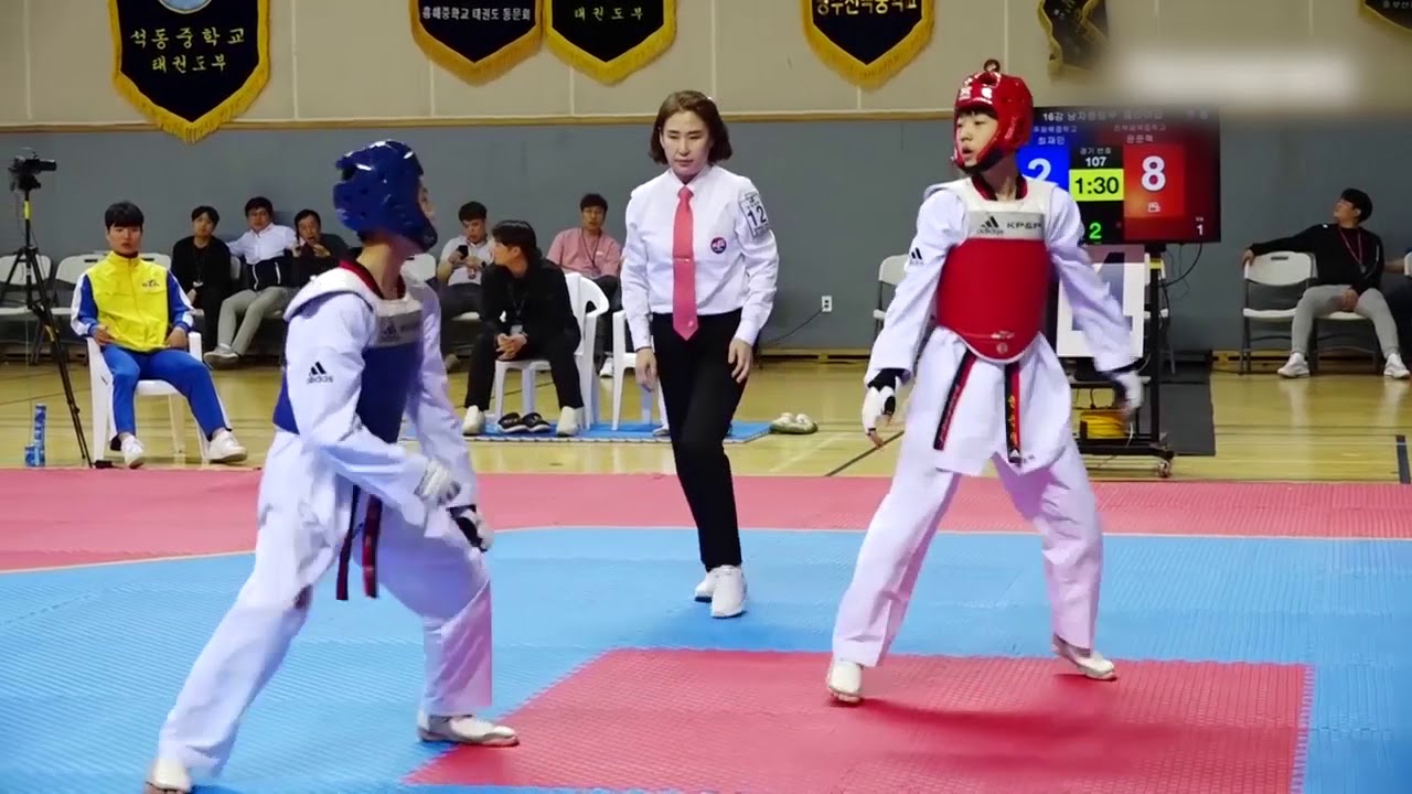 山猫足球直播高清直播在线观看