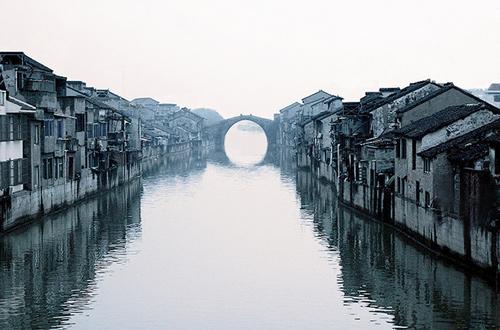 千亿体育
